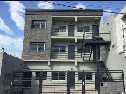 LA MATANZA - SAN JUSTO - "A ESTRENAR " - DEPTO. 2 AMB.- BAJAS EXPENSAS - ZONA HOSPITAL ITALIANO  