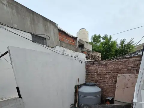 Depto Tipo Casa en Alquiler de 2 ambientes