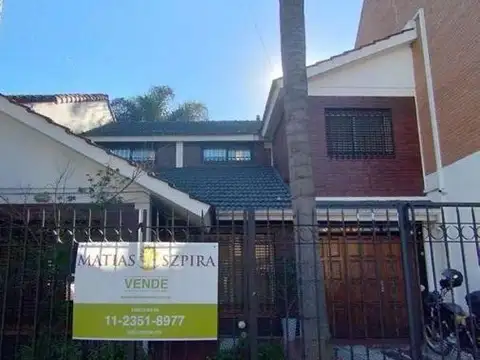 Casa en venta en Villa Sarmiento
