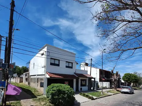 Casa en venta en Paraná 4 dormitorios