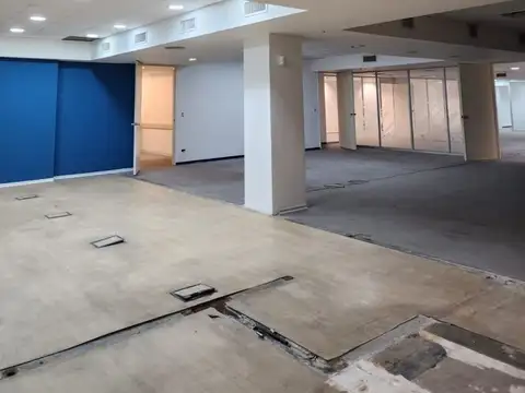 Oficina en Alquiler al Norte