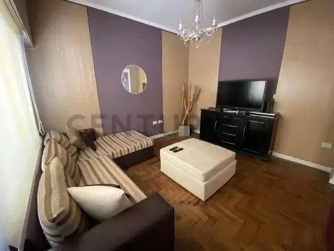CASA DE 4 AMBIENTES CON PILETA, GARAJE PASANTE Y APTO CREDITO