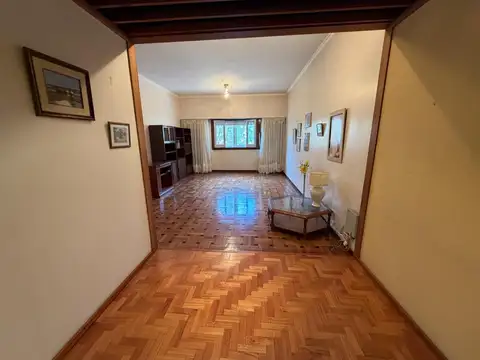 Depto Tipo Casa 3 ambientes con 3 baños