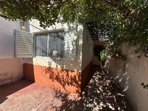 Depto Tipo Casa 12 ambientes con 2 baños