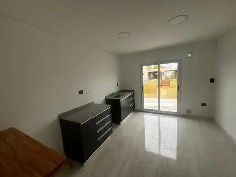 Casa en Venta en Plottier, USD 165.000