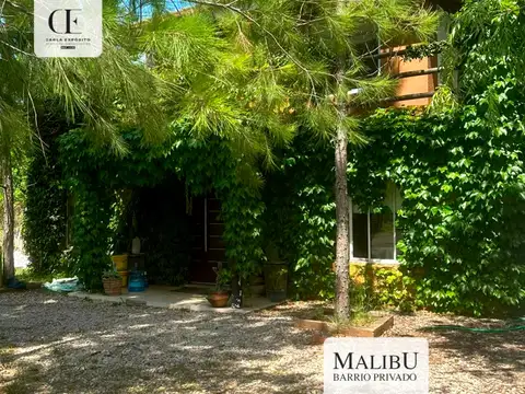 Casa 5 ambientes con 3 baños