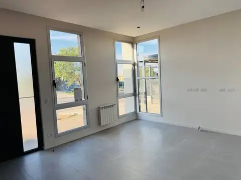 Venta casa barrio Alba de Tanqay