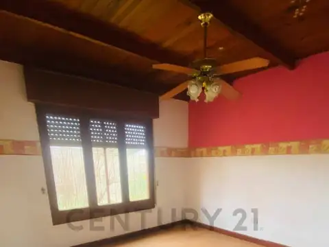 CASA EN VENTA- CHAÑAR LADEADO