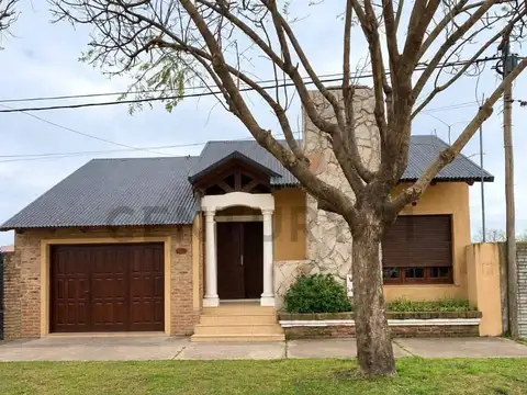 CASA EN VENTA- CHAÑAR LADEADO
