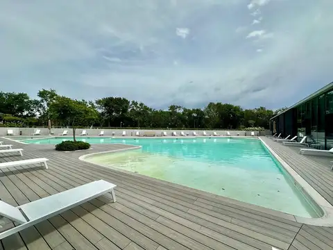 Departamento  en Venta en Venice Ciudad Navegable, Tigre, con Renta.