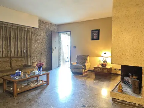 Depto Tipo Casa en Venta de 4 ambientes