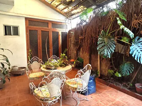 Depto Tipo Casa en Venta con 1 cocheras