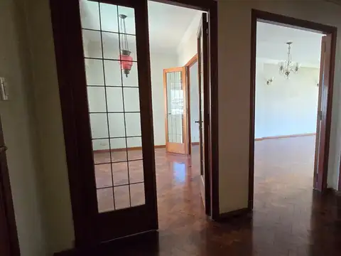 Departamento en Venta de 6 ambientes