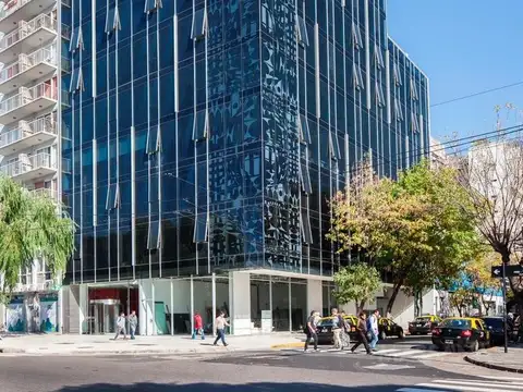 Oficina en Alquiler con 4 cocheras