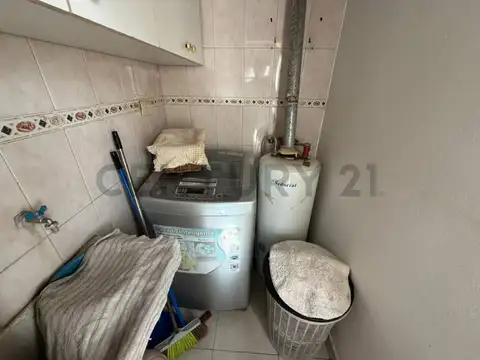 Departamento 3 ambientes con 2 baños
