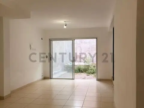 Depto Tipo Casa en Alquiler en Quinta Sección, $ 980.000