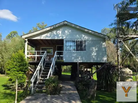 Casa en venta - 4 Dormitorios 7 Baños - Tigre