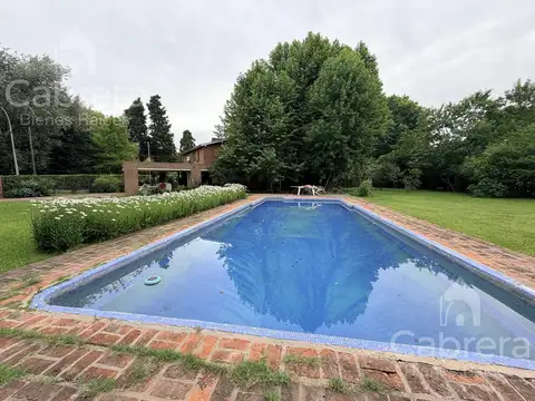 Casa 6 ambientes con 3 baños