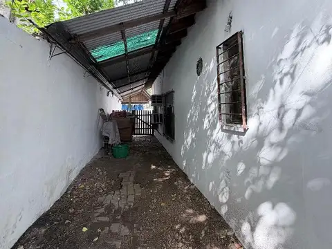 José Evaristo Uriburu 227 200