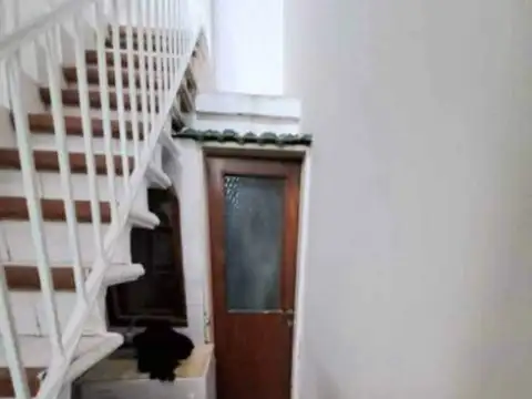 Depto Tipo Casa 4 ambientes con 3 baños