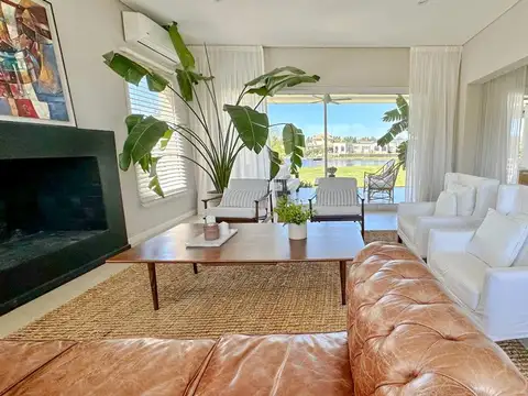Casa en Venta de 4 dormitorios