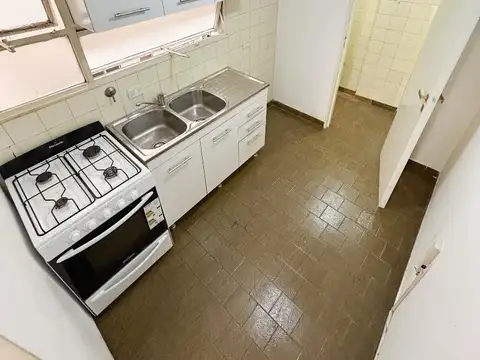 Departamento de 3 ambientes al contrafrente silencioso