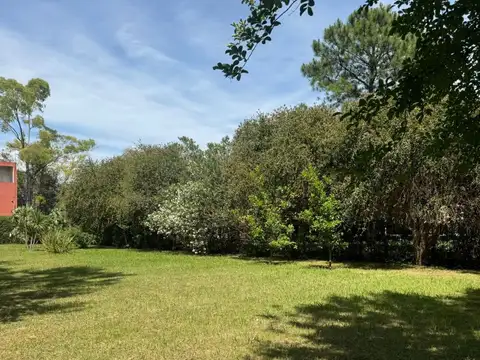 Casa en Venta en Francisco Álvarez, USD 215.000