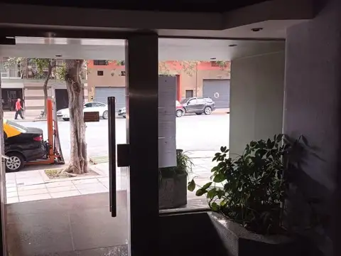 Av Independencia 3100, Piso 8º