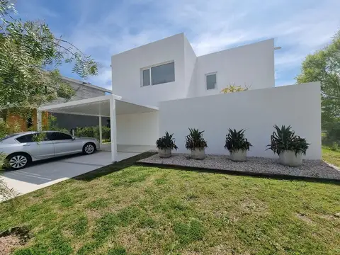 Casa en venta, Laguna Grande, Villa Nueva, Tigre