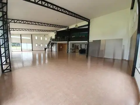 Galpon en Venta en Tomas Jofre, USD 1.200.000
