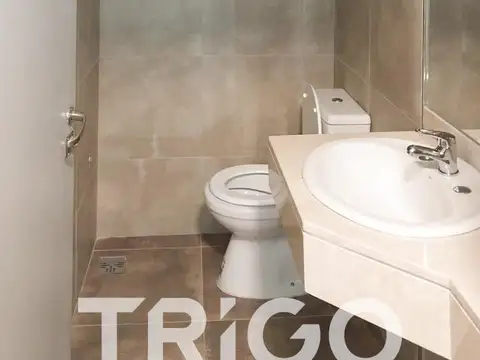 Oficina en Alquiler en Haedo, USD 1.520