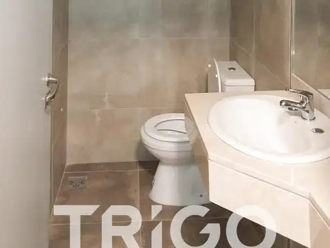 Oficina en Alquiler en Haedo, USD 1.520