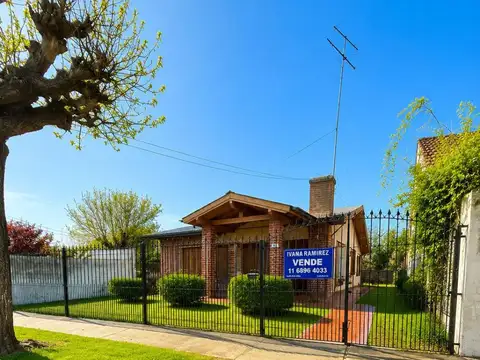 Chalet En Venta Apto Credito Hipotecario - Fco. Alvarez, Moreno