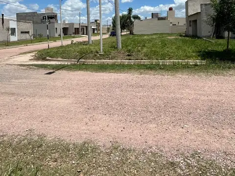 Mauricio Rojas esq. Aime Paine