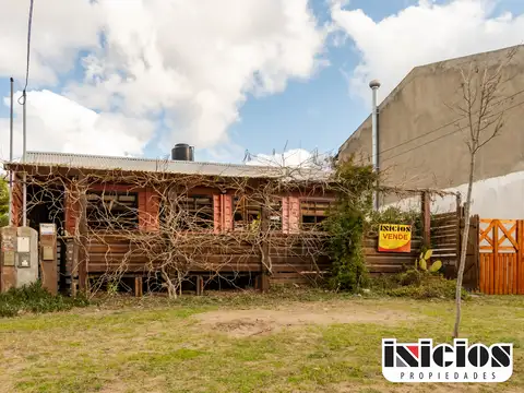 Casa tipo cabaña con deck y parrilla - C738