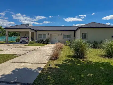 CASA VENTA AREA 60 3 DORMITORIOS PISCINA