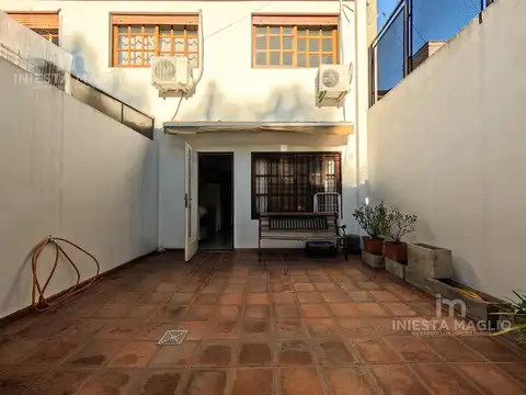 Depto Tipo Casa en Venta con 1 cocheras
