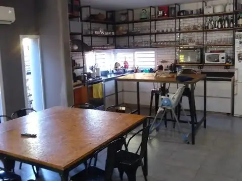 Casa en Venta en Ingeniero Adolfo Sourdeaux, USD 165.000