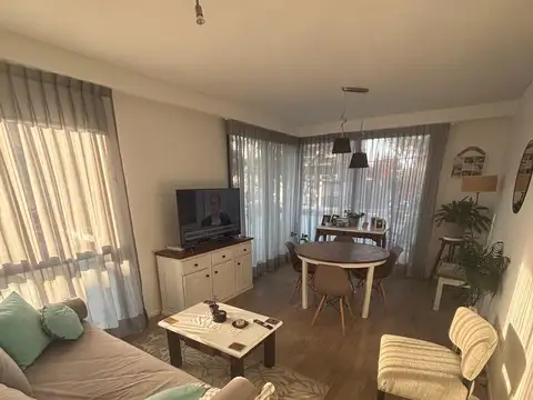 Departamento en Venta en La Lucila-Vias/Maipu, USD 255.000