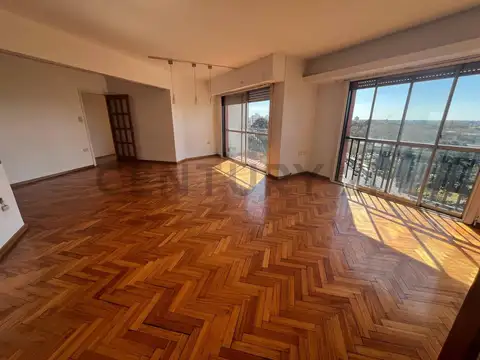 Departamento de 3 dormitorios c/ cochera ubicado en Av. 1 esq. 54 | El Palacio del Bosque.