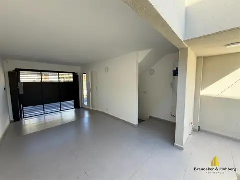Depto Tipo Casa 2 ambientes con 1 baño
