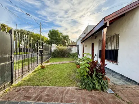 Casa en Venta en Castelar Norte, USD 140.000
