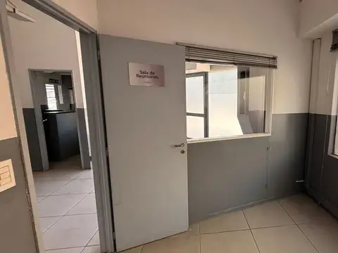 Oficina en Alquiler 62 años