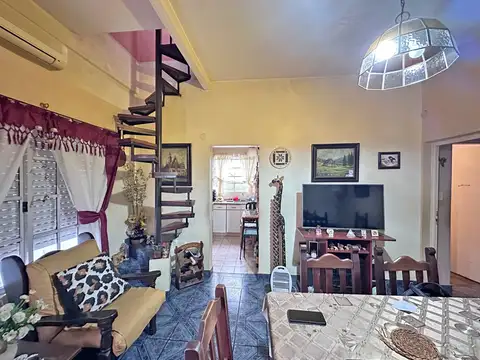 PH 3 AMBIENTES EN PLANTA ALTA CON TERRAZA