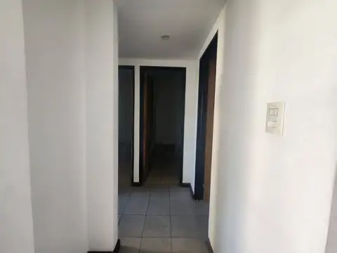 Departamento en Alquiler en Monte Grande, $ 750.000