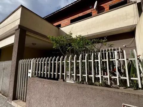 Manuel Alberto Medina 2500