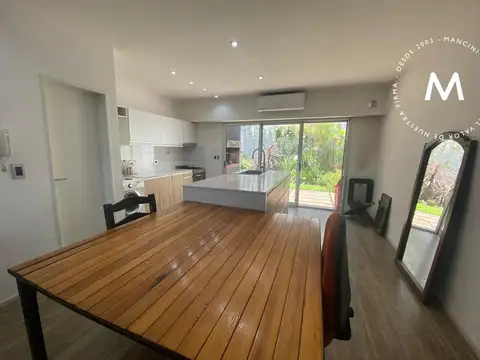 Casa 3 ambientes con 2 baños