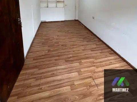 Oficina en Alquiler en Gualeguaychu, $ 250.000