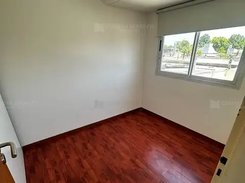 Departamento en Alquiler en Lanus, $ 380.000