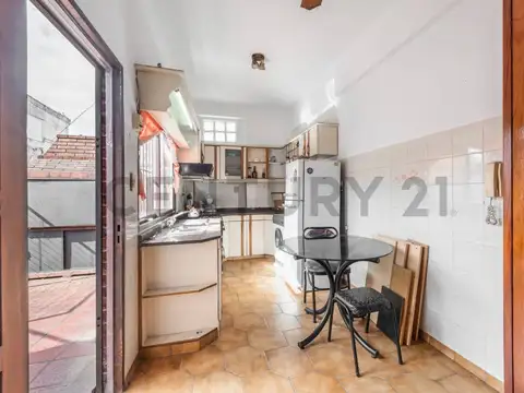 Murature 5300, Piso 0